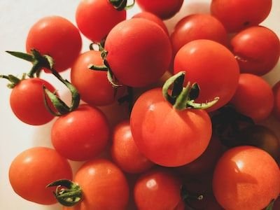 Jus de tomate en bouteille: À quoi peut-il servir?